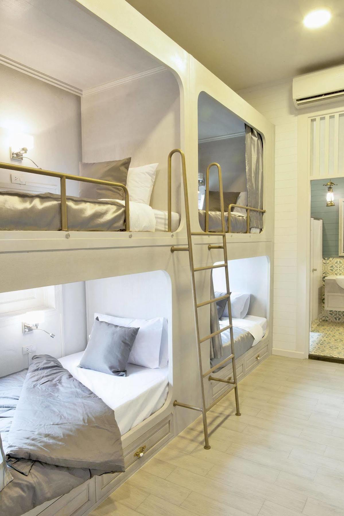 Golden Mountain Hostel Bangkok Eksteriør billede